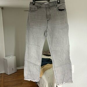 Loft Curvy Straight Crop